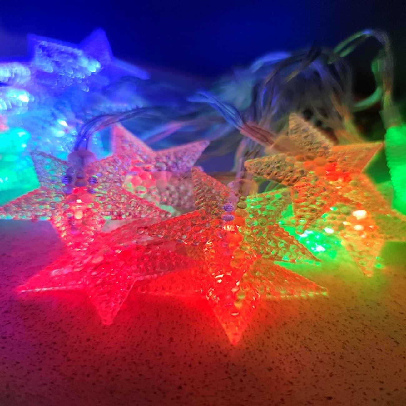 Obrázok LED vianočná reťaz - hviezdy, 20xLED, 3x AA batérie, viacfarebná